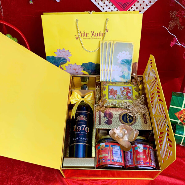 SET QUÀ TẾT – XUÂN VỀ 31
